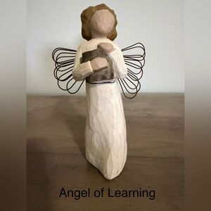 Willow Tree Cream Angel of Learning with Brown and Black Accents